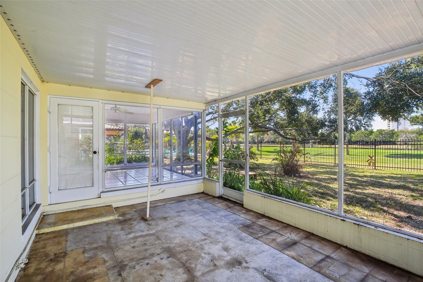 PASADENA GOLF CLUB ESTATES SEC 1 - Residential