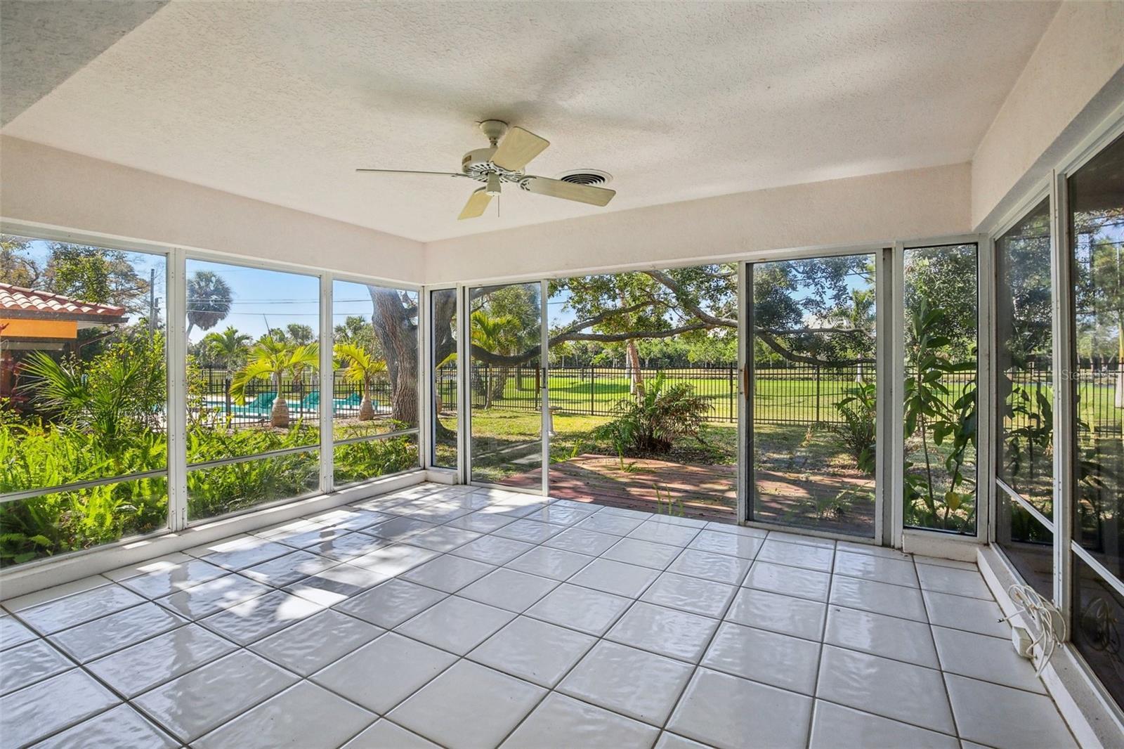 PASADENA GOLF CLUB ESTATES SEC 1 - Residential