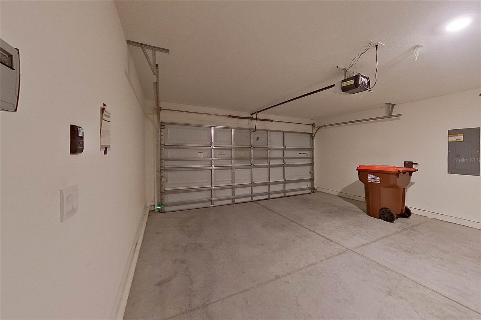 OCALA CROSSINGS SOUTH - Residential Lease