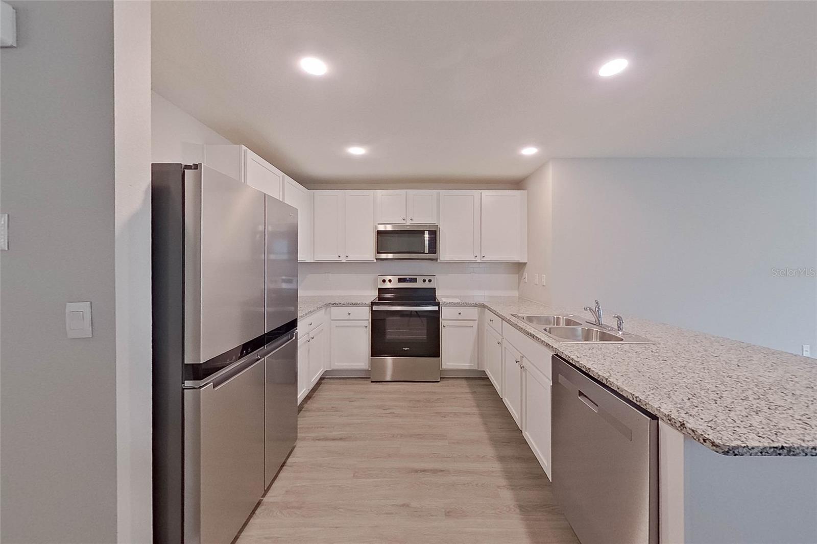 OCALA CROSSINGS SOUTH - Residential Lease