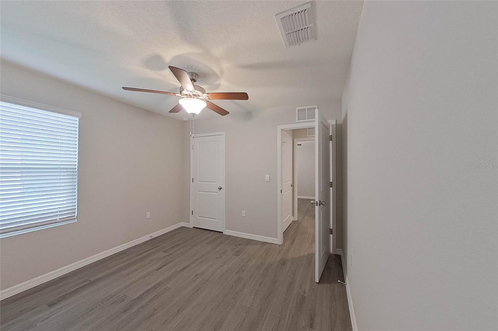 OCALA CROSSINGS SOUTH - Residential Lease