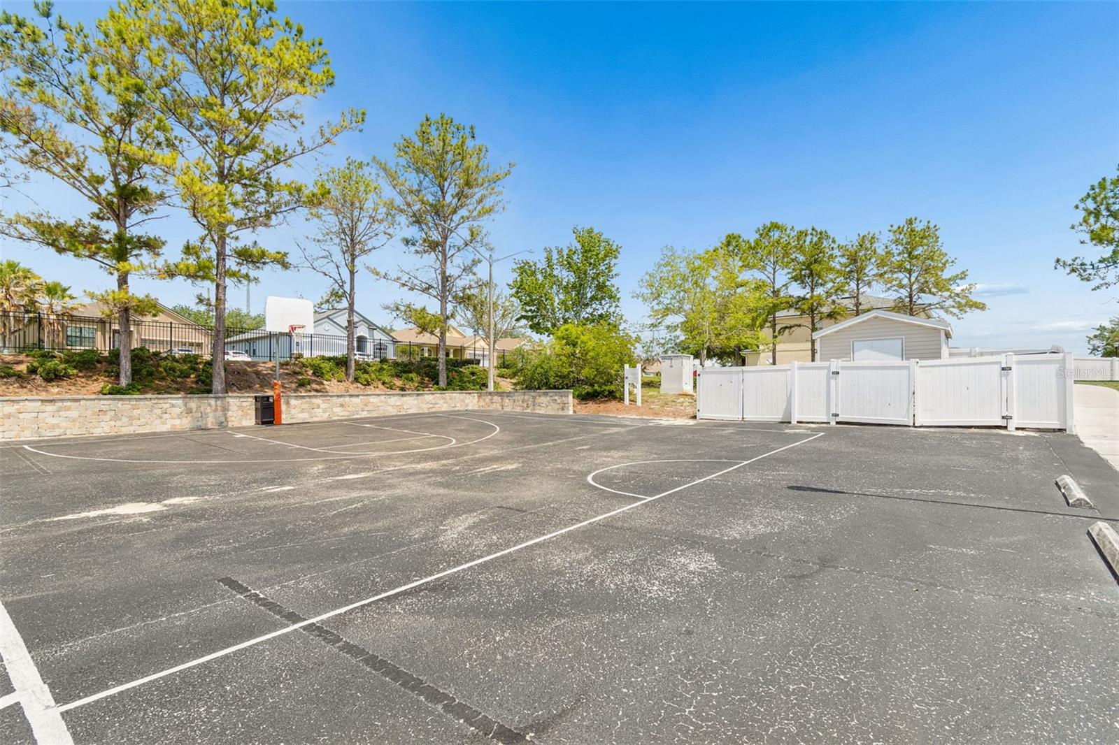 SPRING RIDGE - Residential
