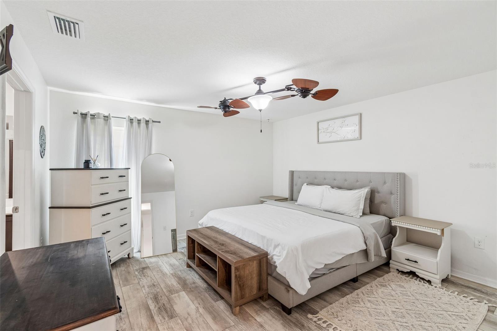 SPRING RIDGE - Residential