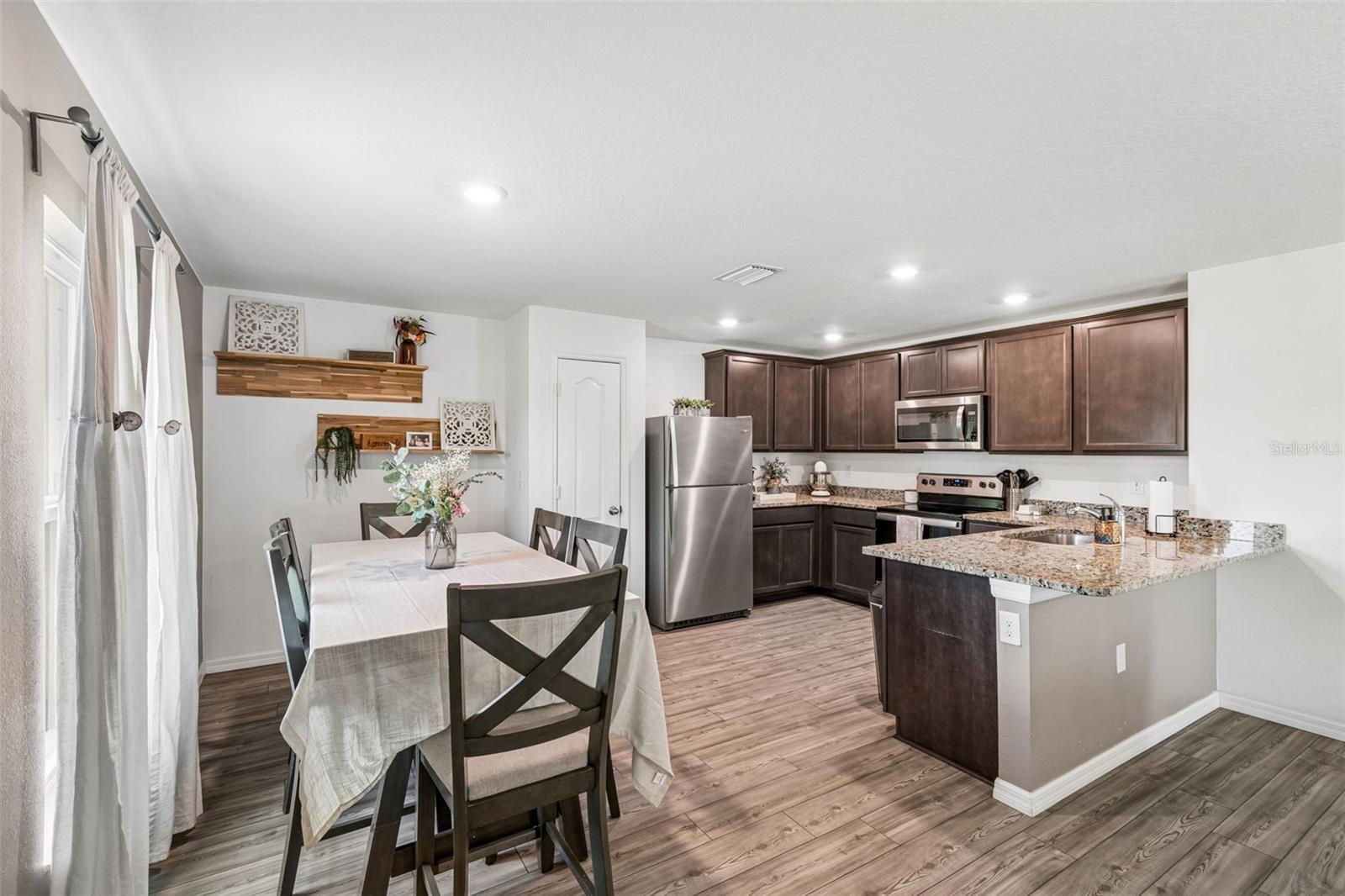 SPRING RIDGE - Residential