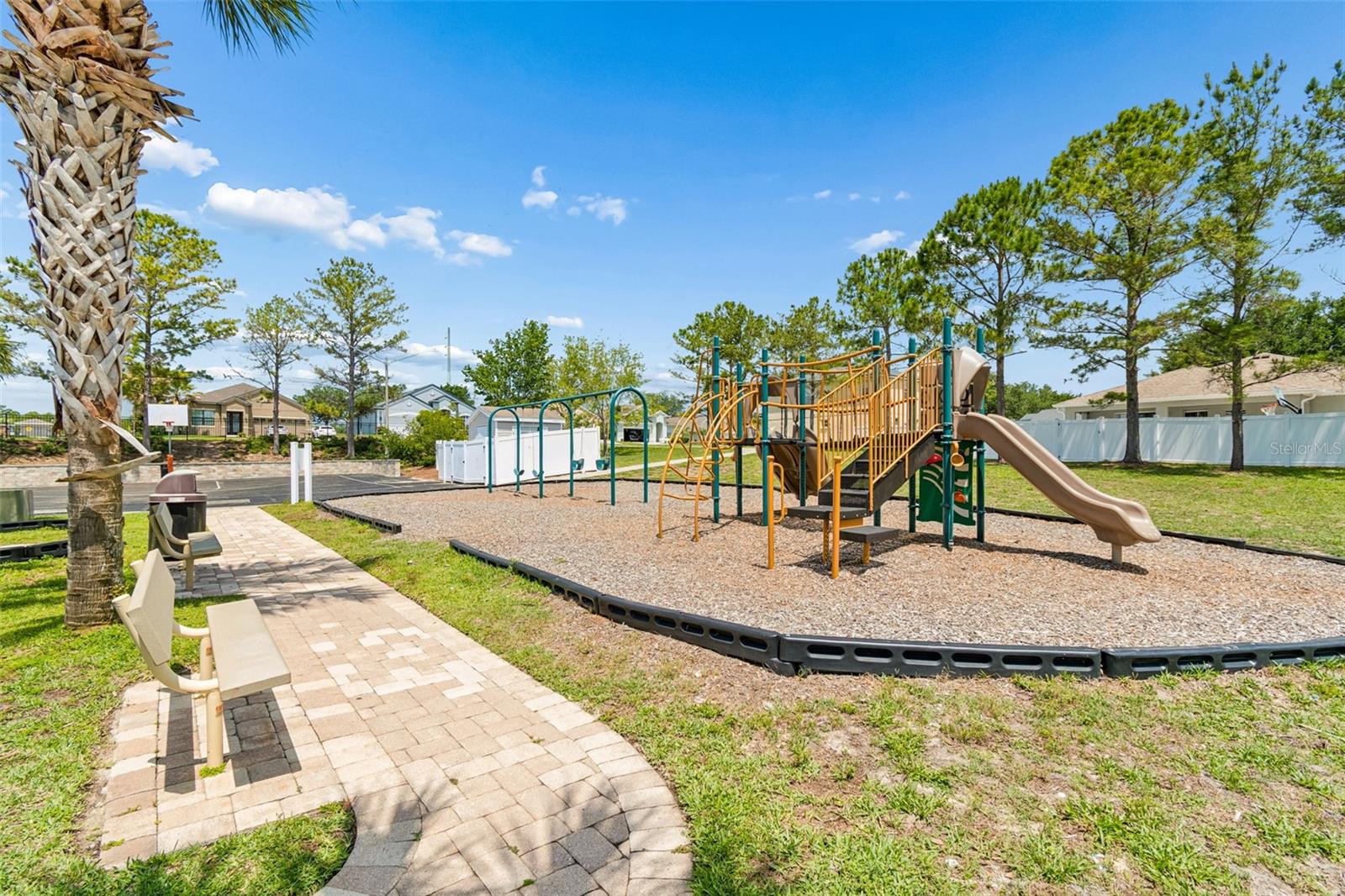 SPRING RIDGE - Residential
