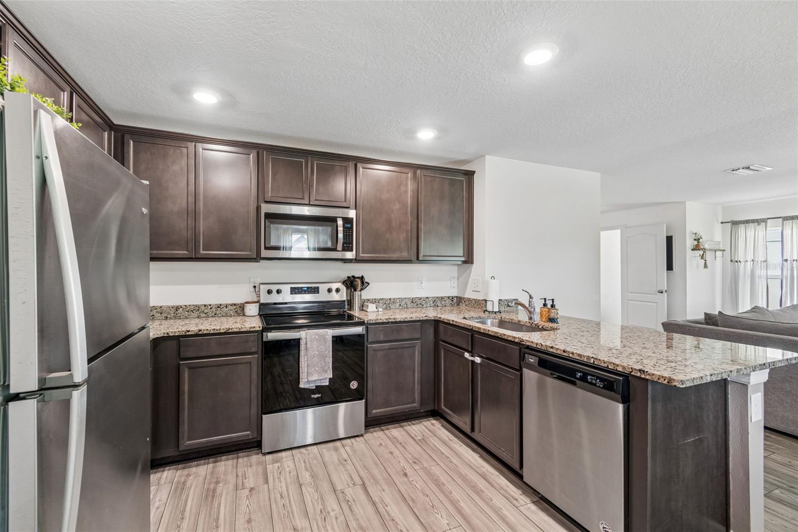 SPRING RIDGE - Residential