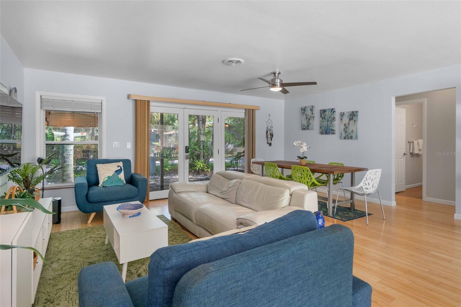 PAUL JOSIAH S LANDS OF - Residential