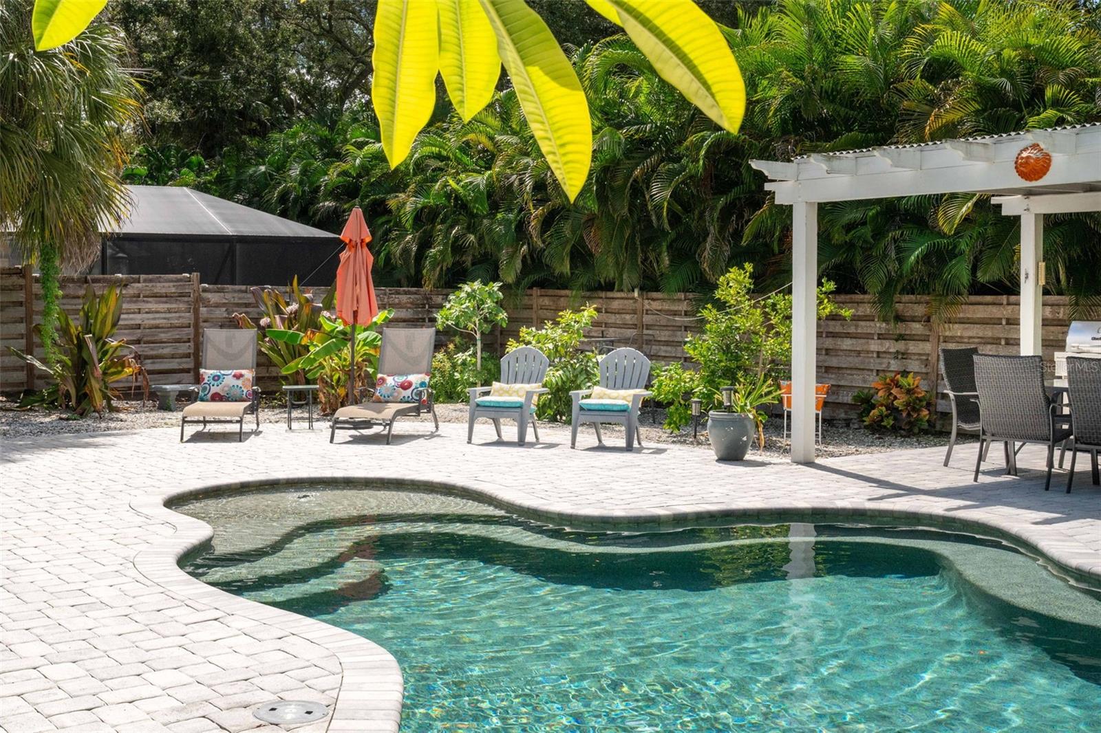 PAUL JOSIAH S LANDS OF - Residential