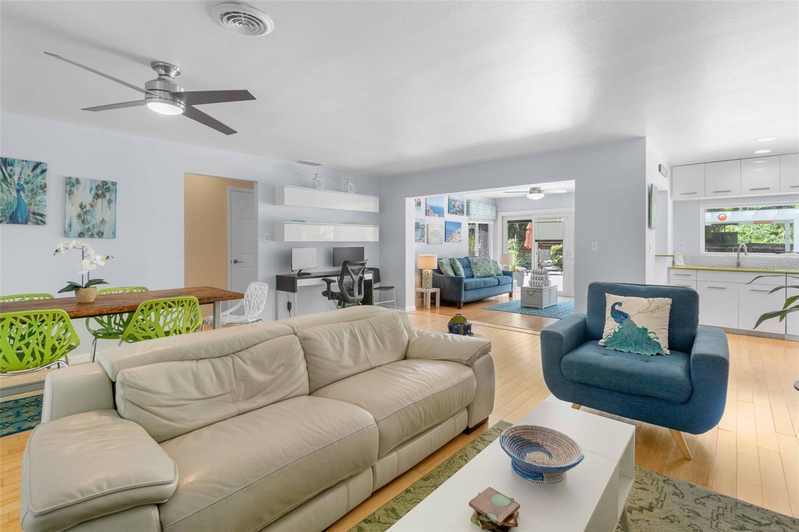 PAUL JOSIAH S LANDS OF - Residential