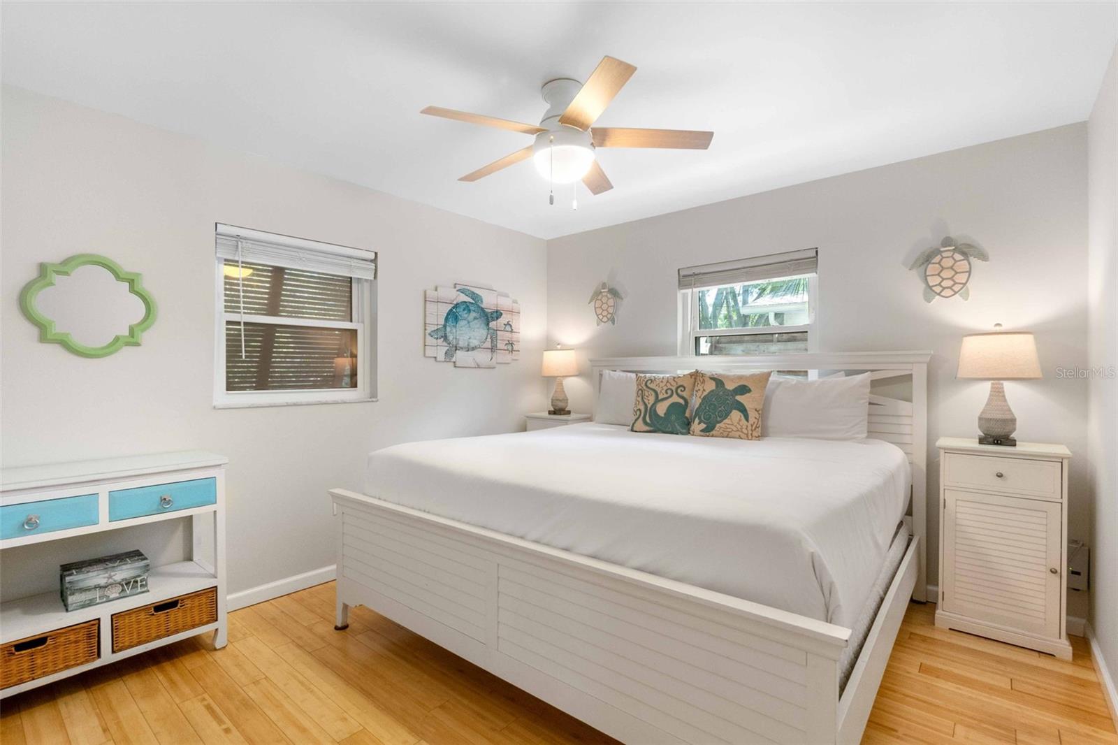 PAUL JOSIAH S LANDS OF - Residential