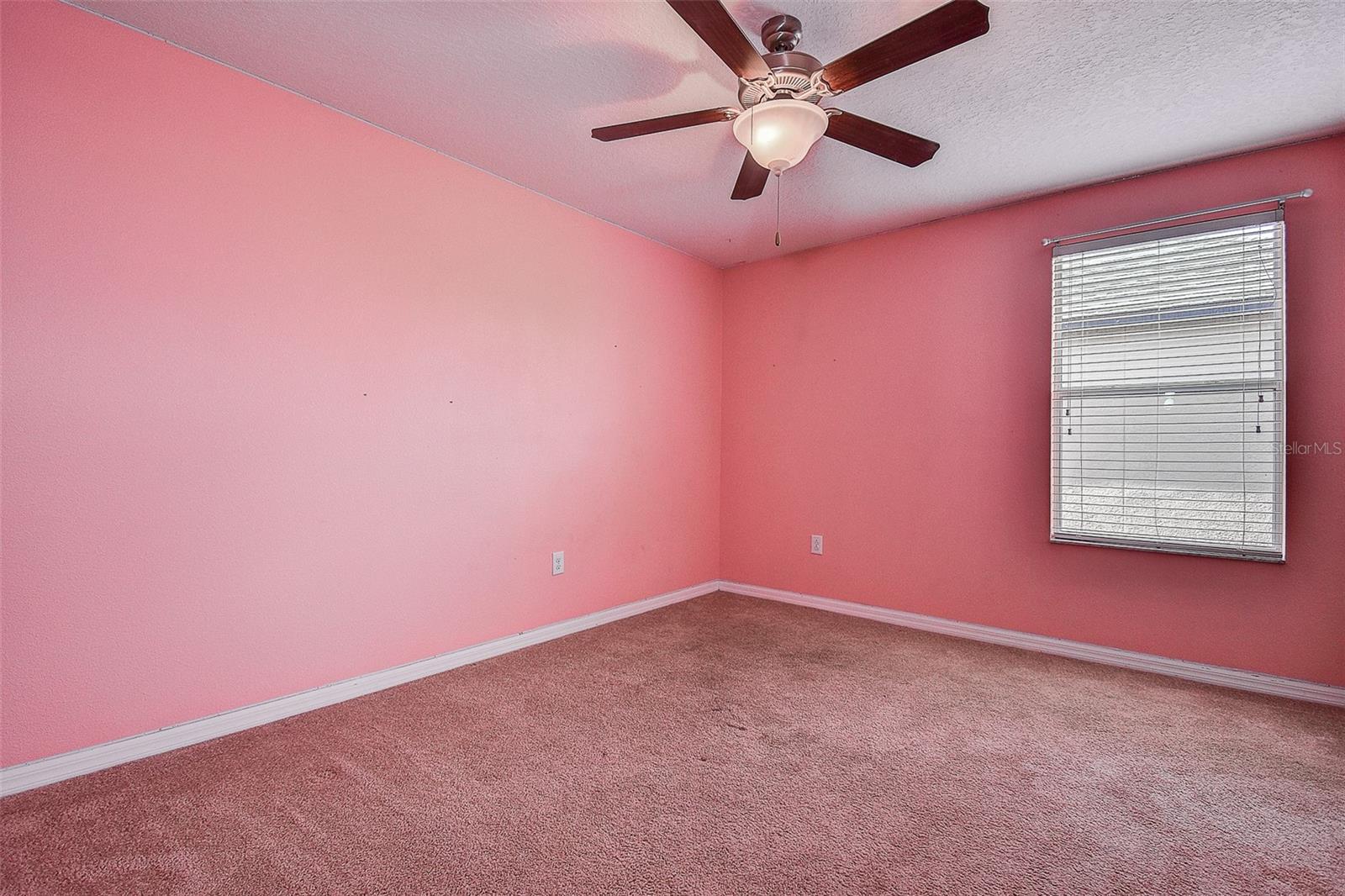 VILLAGES/TRINITY LAKES - Residential