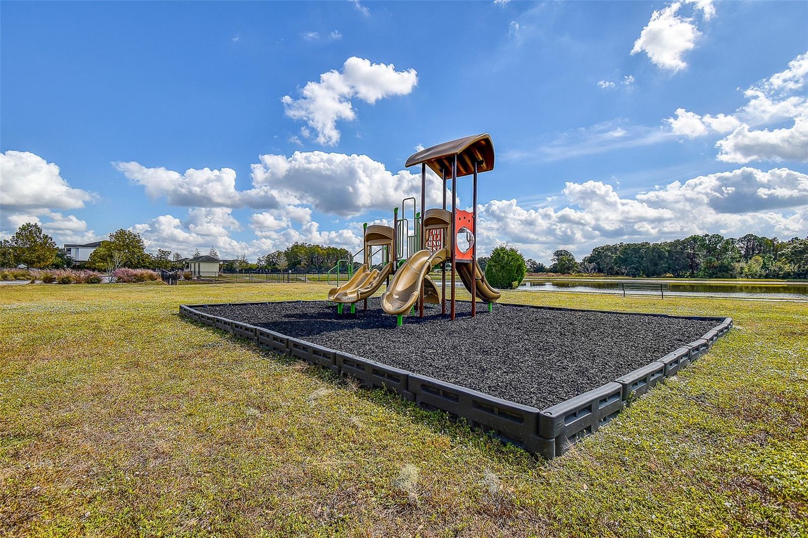 VILLAGES/TRINITY LAKES - Residential