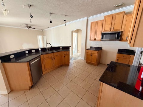 Tiny photo for 2875 Beaver Ridge Loop, Clermont, FL 34711 (MLS # V4949118)