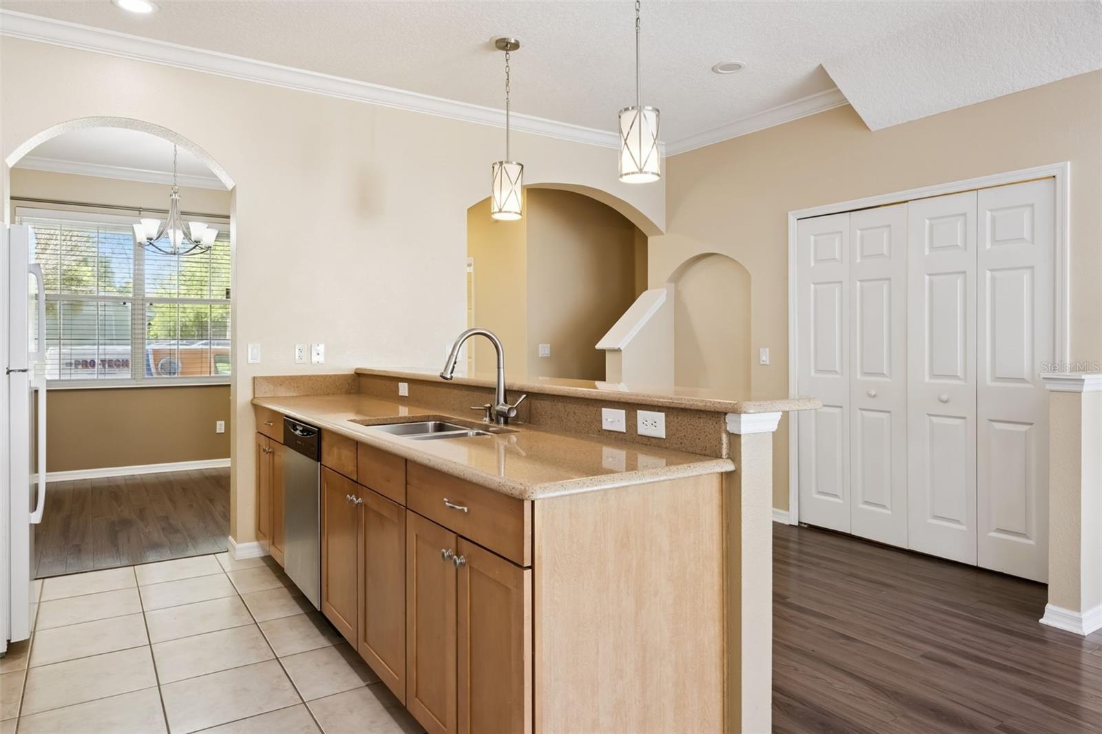 NEWBURY PARK - Residential