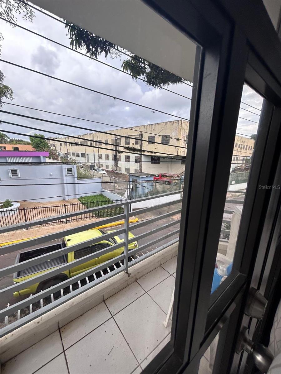 CALLE LEALTAD 1001 - Residential Income