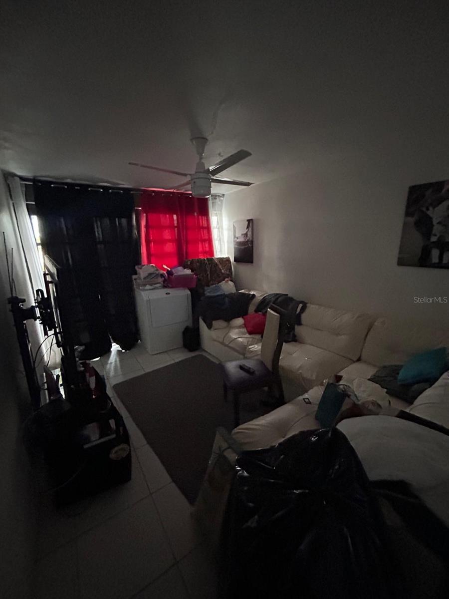 CALLE LEALTAD 1001 - Residential Income