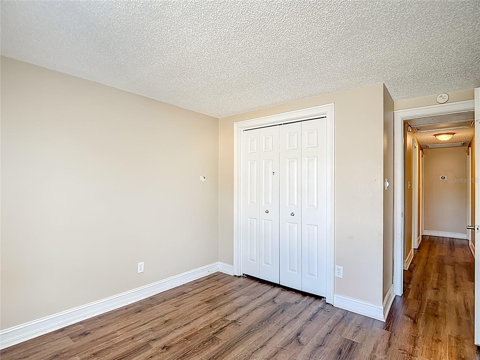 COUNTRY AIRE PH FOUR - Residential