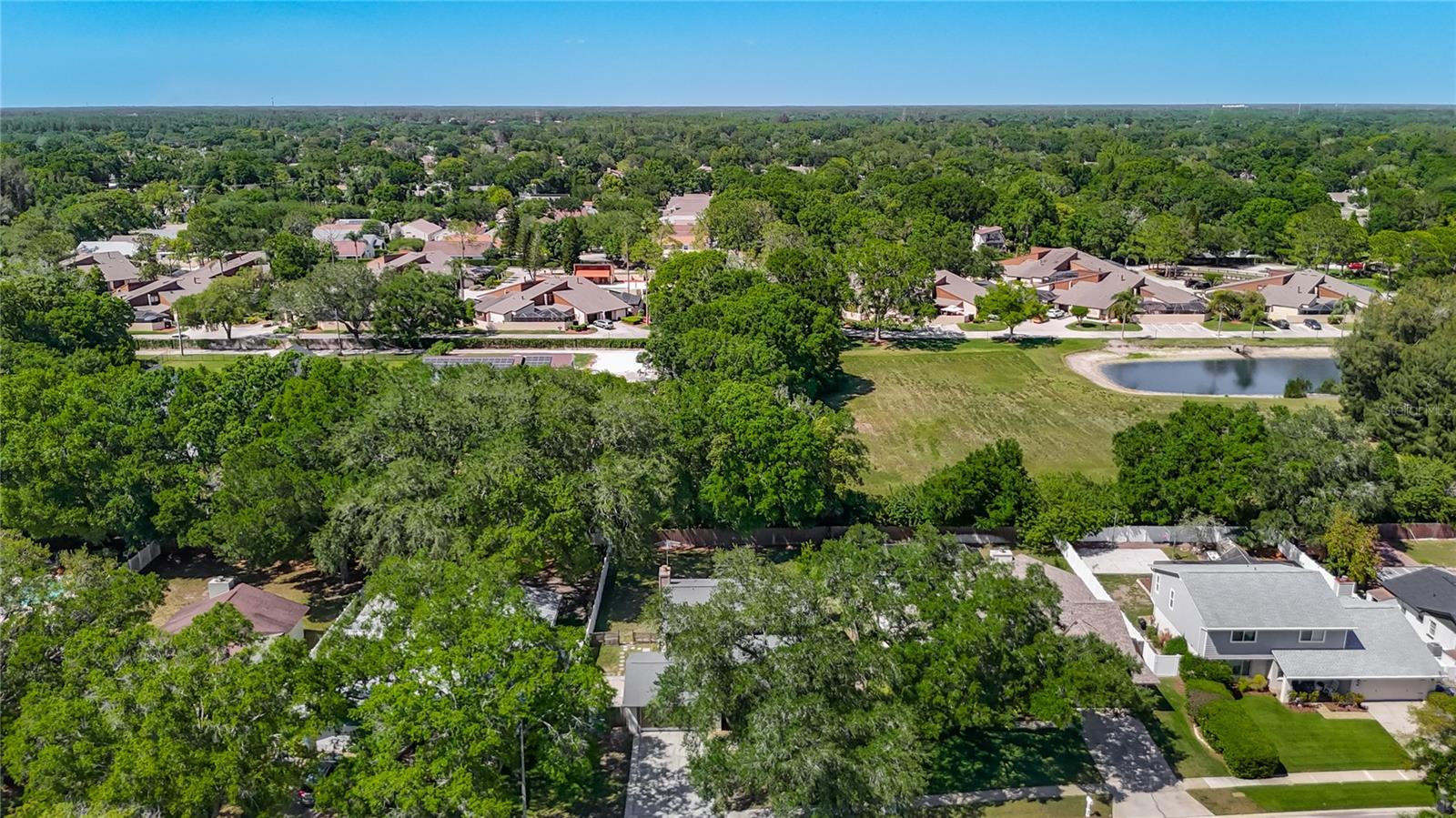 COUNTRY AIRE PH FOUR - Residential