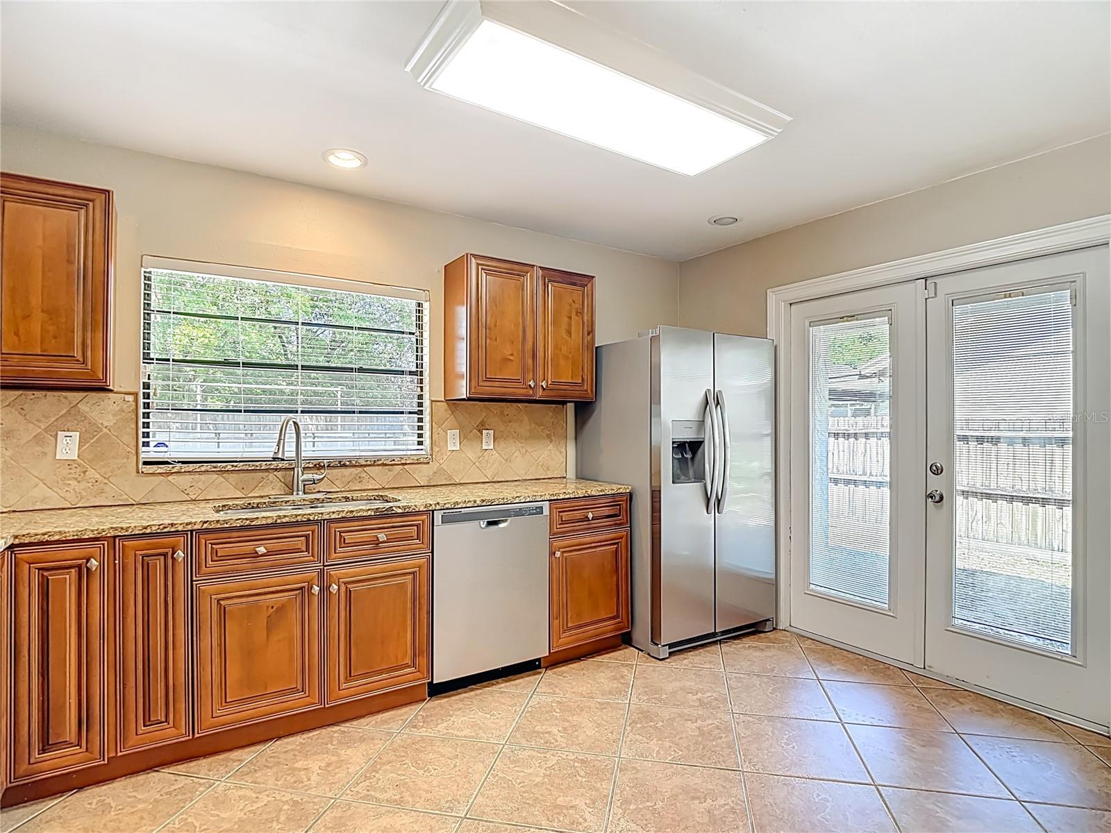 COUNTRY AIRE PH FOUR - Residential