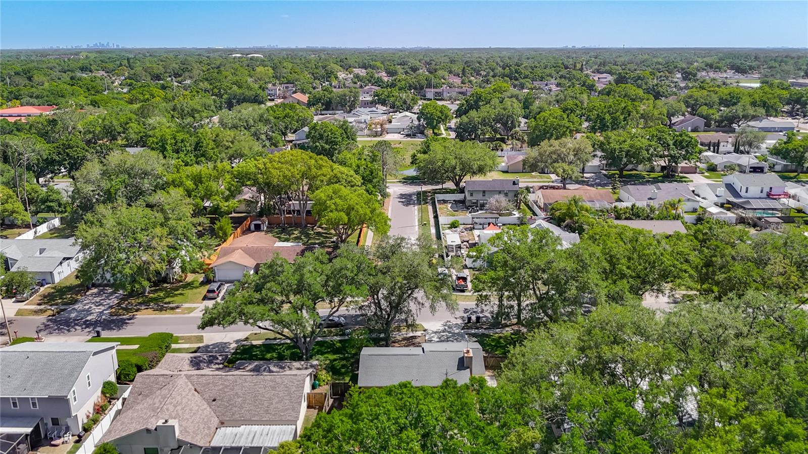 COUNTRY AIRE PH FOUR - Residential