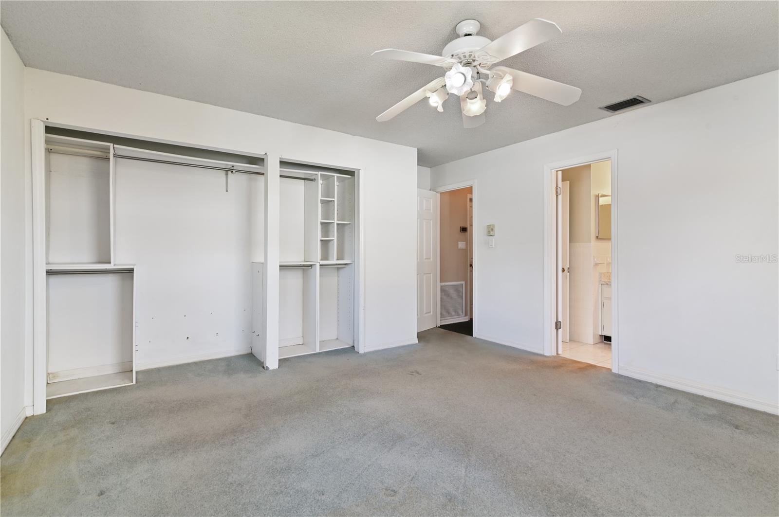 WOODCREST UNIT 03 - Residential