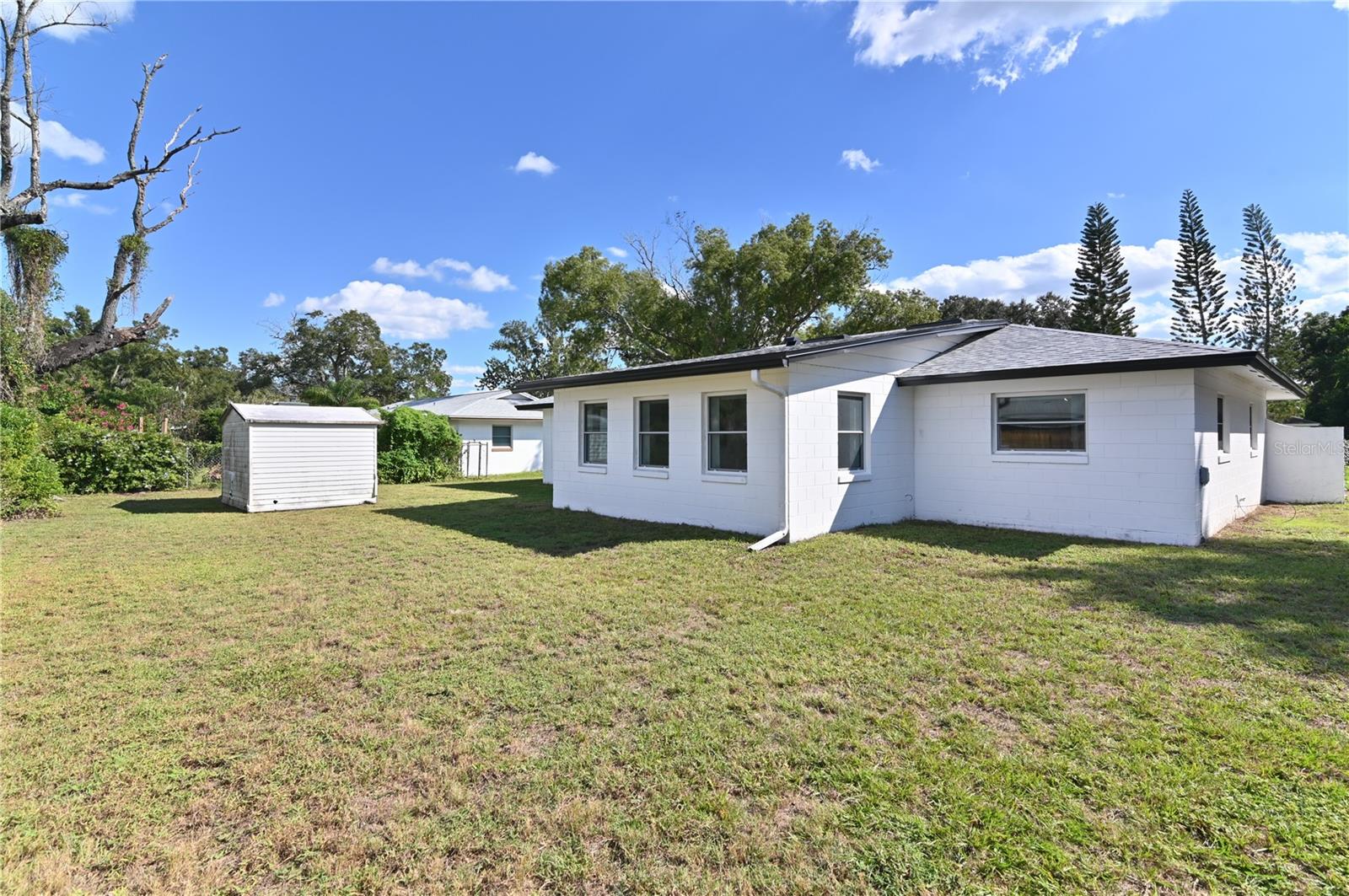 WOODCREST UNIT 03 - Residential