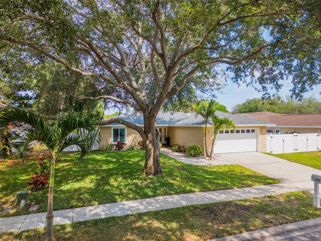 Photo of 870 16th Lane, Palm Harbor, FL 34683 (MLS # TB8505650)