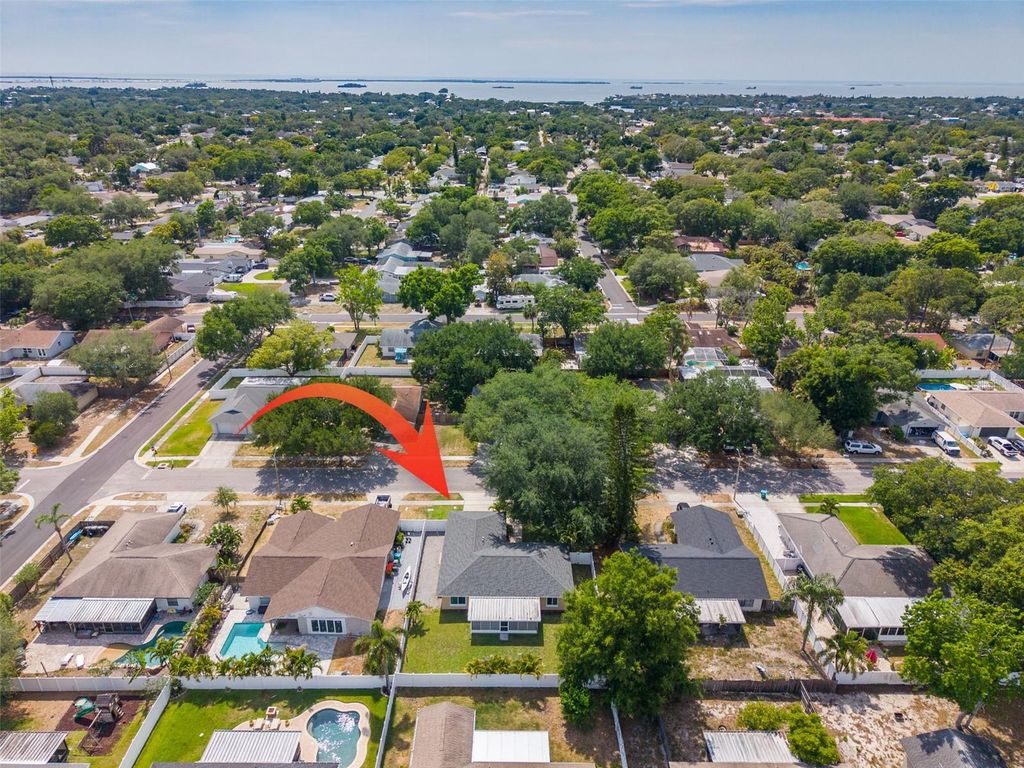 Photo of 870 16th Lane, Palm Harbor, FL 34683 (MLS # TB8505650)