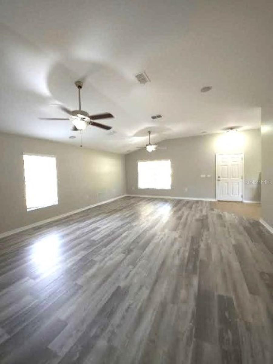 HIGHLAND RDG - Residential Lease