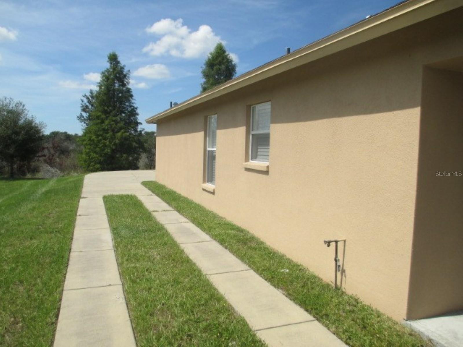HIGHLAND RDG - Residential Lease
