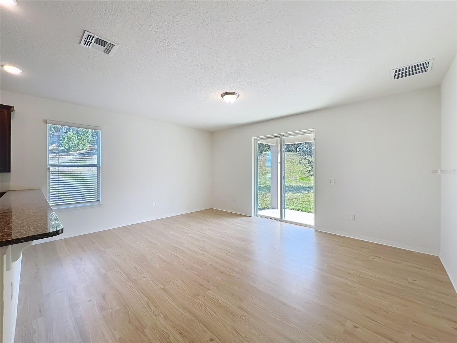 OAKLAND TRLS PH 2 - Residential