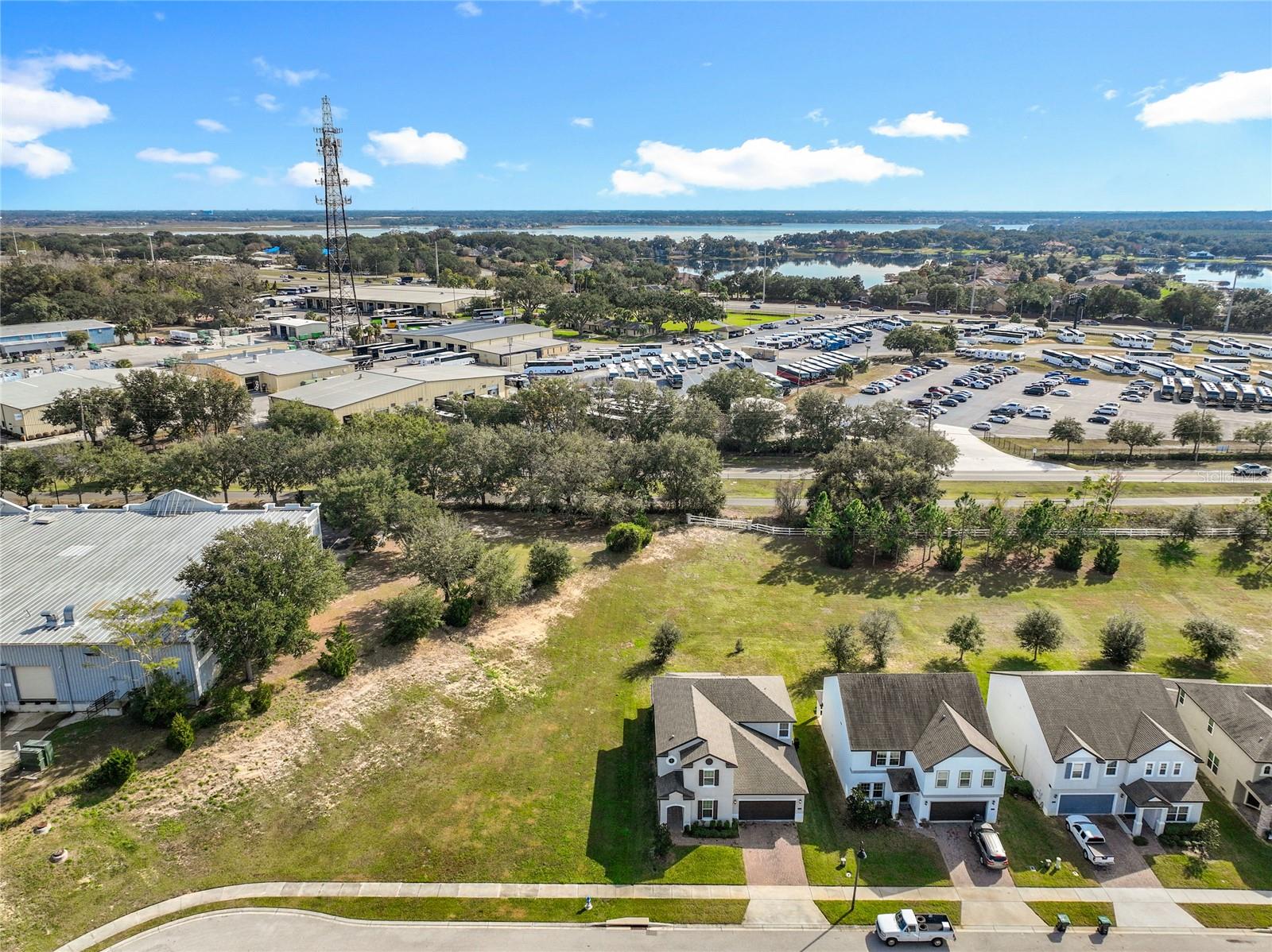 OAKLAND TRLS PH 2 - Residential