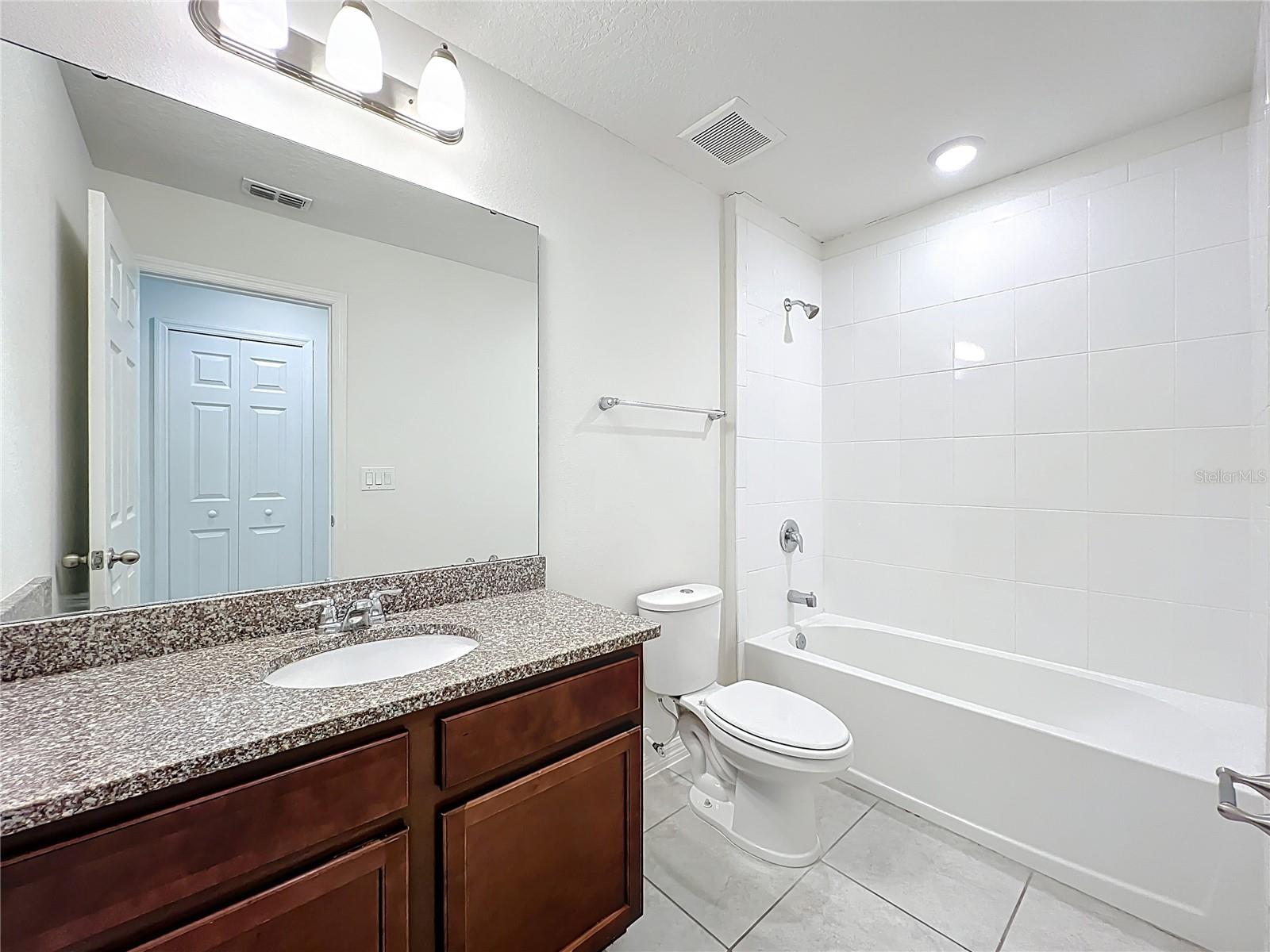 OAKLAND TRLS PH 2 - Residential