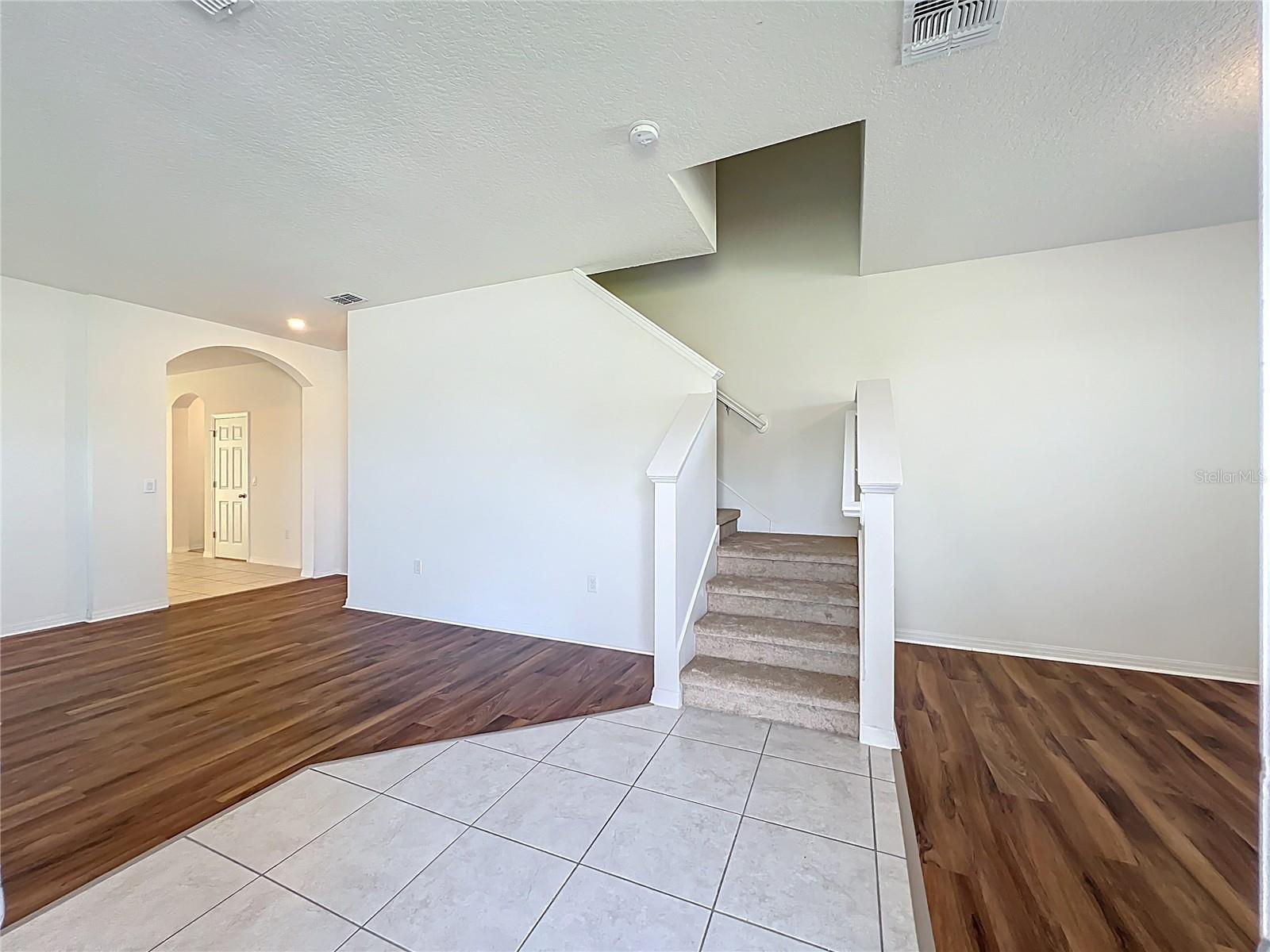 OAKLAND TRLS PH 2 - Residential