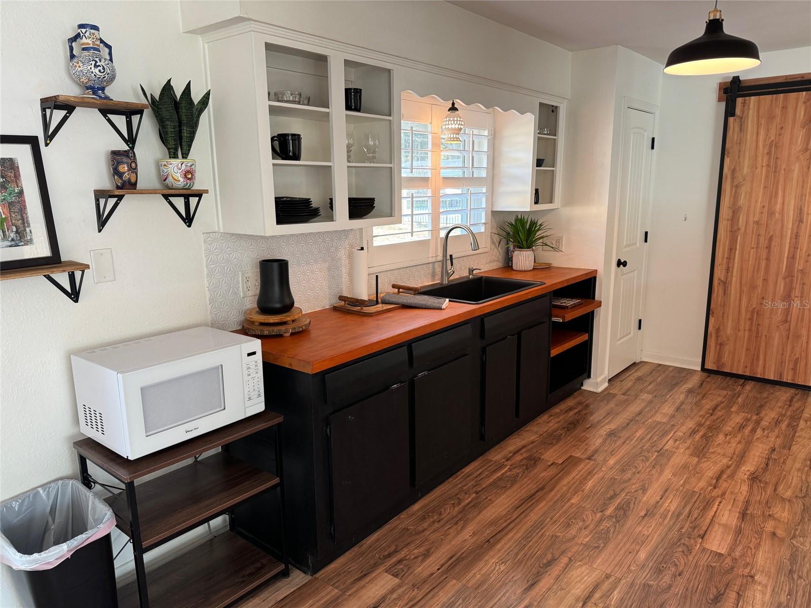 314 BELLE AYRE DRIVE