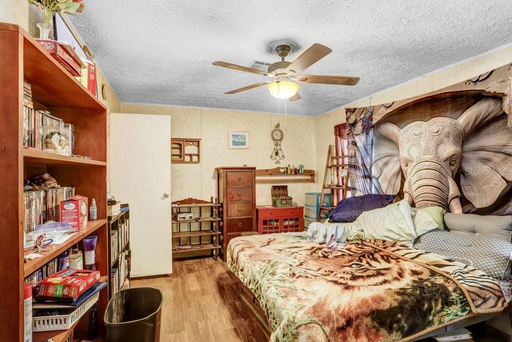 SUNRISE MEADOWS - Residential