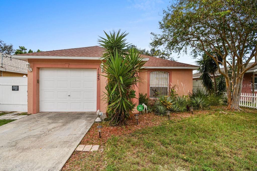 Photo of 1125 40th Street S, St Petersburg, FL 33711 (MLS # TB8429766)