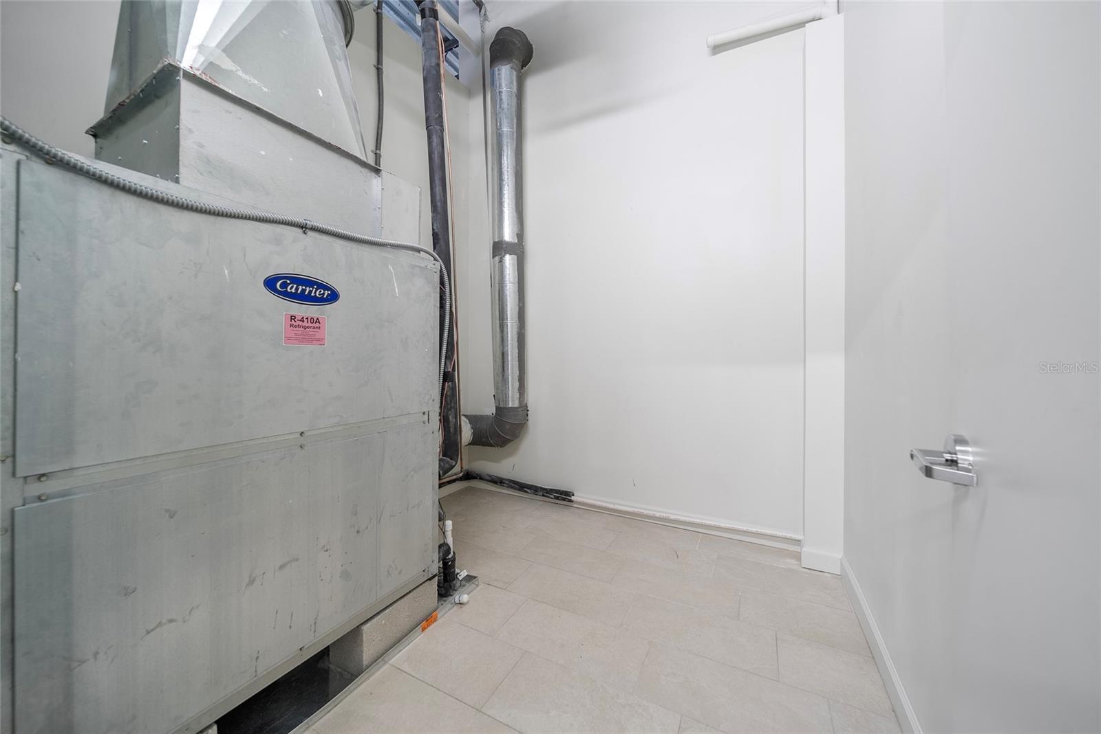 PHASE 2 OF BAY STREET - Commercial Sale