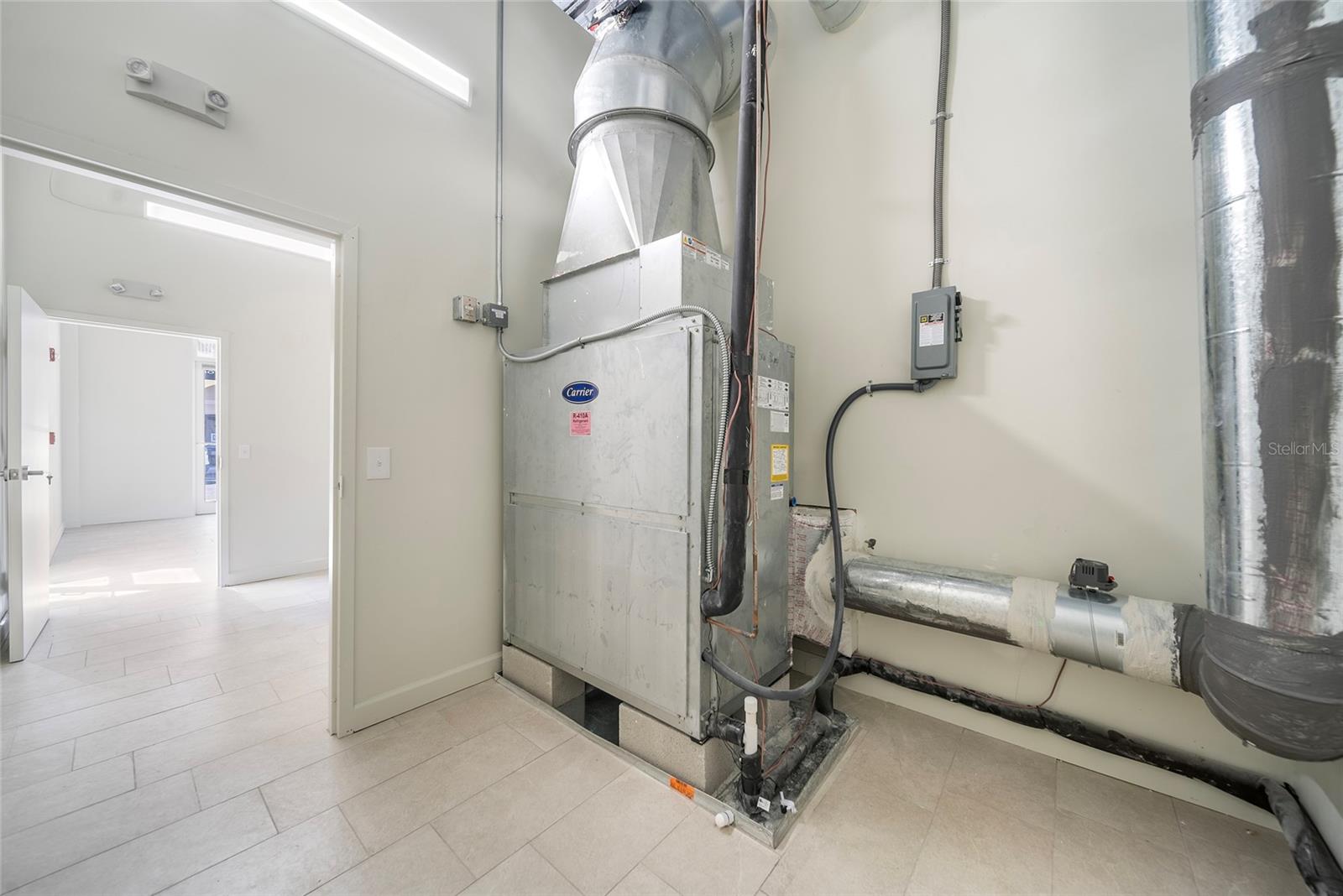 PHASE 2 OF BAY STREET - Commercial Sale