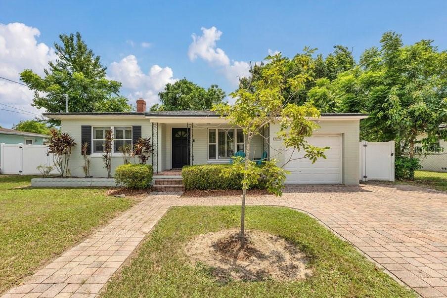 Location, location, location! Charming three bedroom home in the highly desirable MILK DISTRICT in
Downtown Orlando. Home features HARDWOOD FLOORS throughout with tile flooring in wet areas and no
carpet! Expect to be impressed with an open floor plan, STAINLESS STEEL APPLIANCES, plantation
shutters and much more! Enjoy entertaining family and friends in a spacious backyard with paver patio
and oversized PVC privacy fence. AC AND ROOF REPLACED IN 2021! Home is situated on a peaceful
street with ample parking and NO HOA! Cherry Tree Park with gated playground is
conveniently located just three blocks away. Location provides easy access to Lake Eola, Thornton
Park, Downtown Orlando, Lake Underhill, Baldwin Park, shopping and restaurants. A-RATED SCHOOL
DISTRICT includes Lake Como K-8, Howard Middle and private institutions such as St. James
Cathedral, Orlando Christian Prep, Lake Eola Charter School and Lake Highland Prep. 1-year HOME
WARRANTY included. A must see!