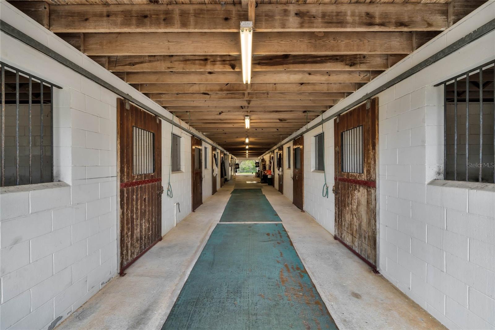 SPRING GARDEN CITY - Land