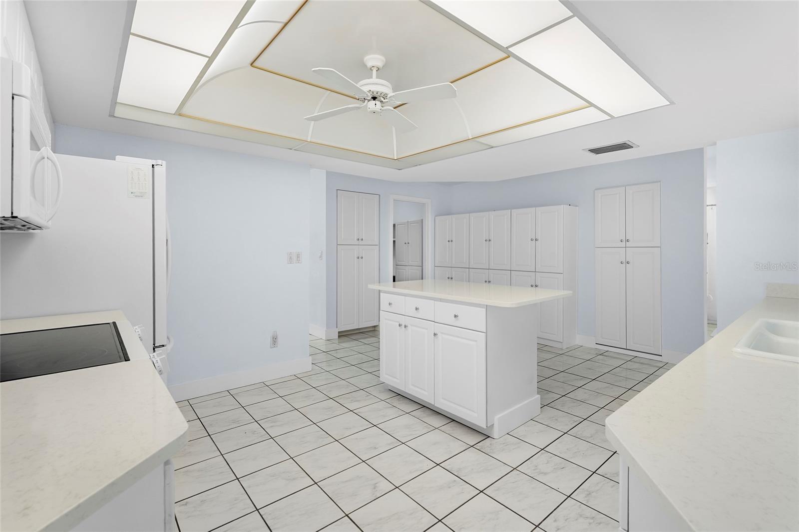 PALM-AIRE AT SARASOTA - Residential