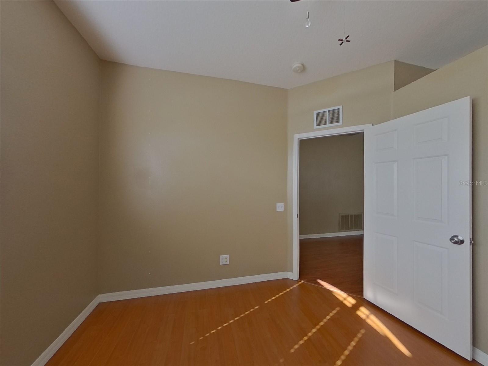 RIVERCHASE - Residential Lease