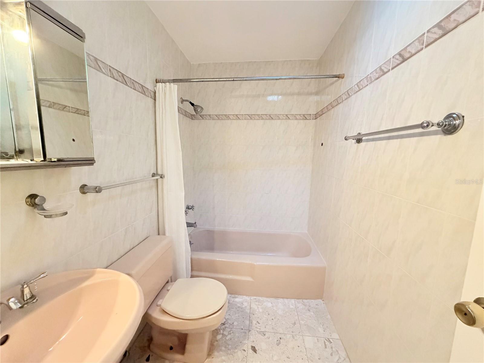 LAKEVIEW ESTATES DEVELOPMENT - Residential