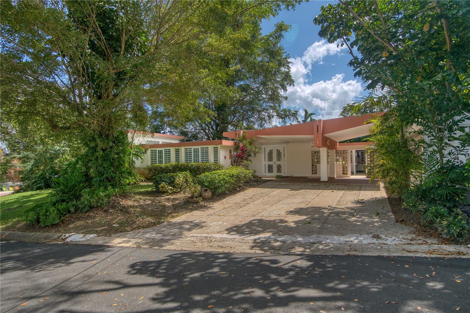 LAKEVIEW ESTATES DEVELOPMENT - Residential