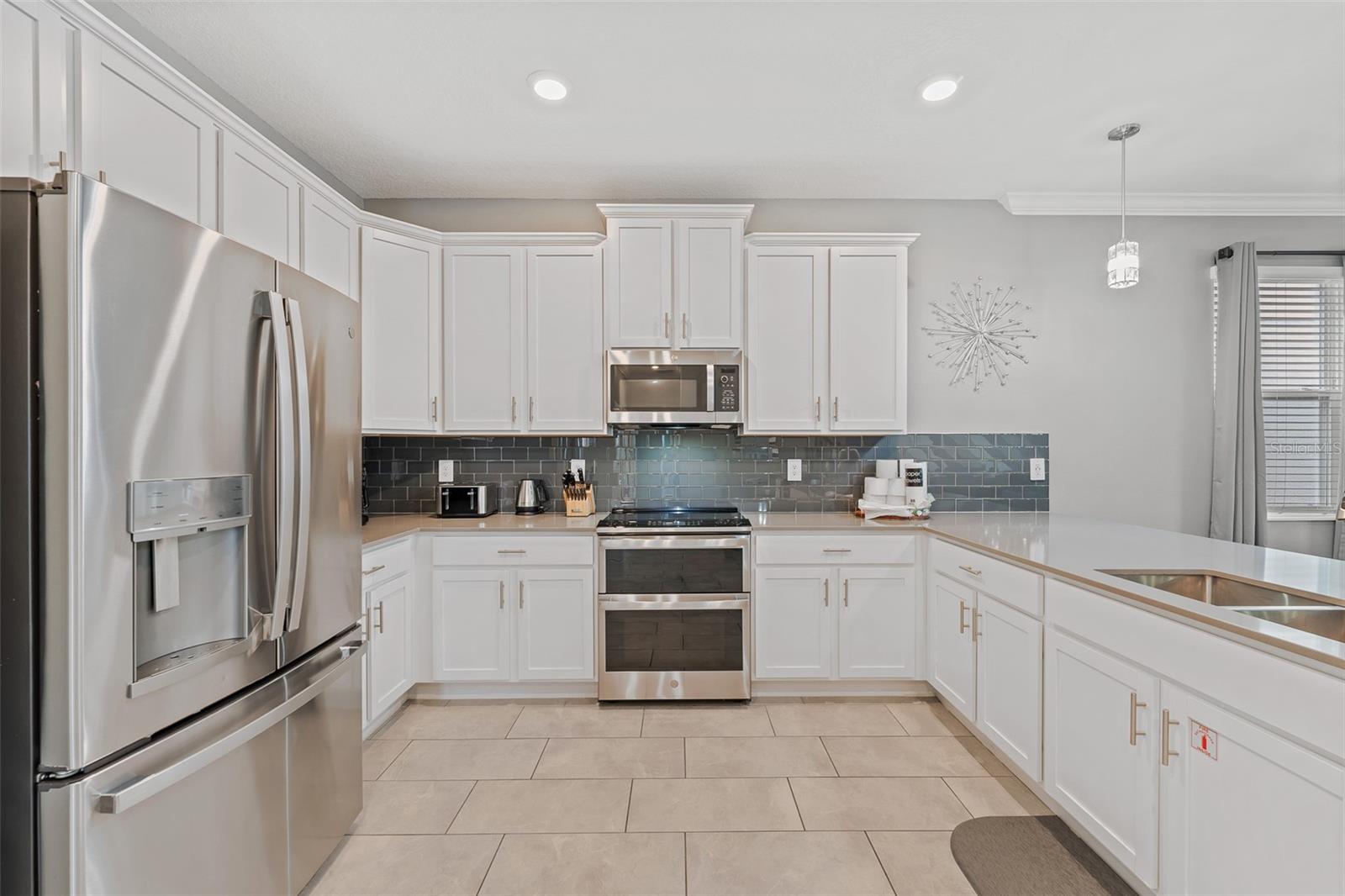 COVE AT STOREY LAKE 4 - Residential