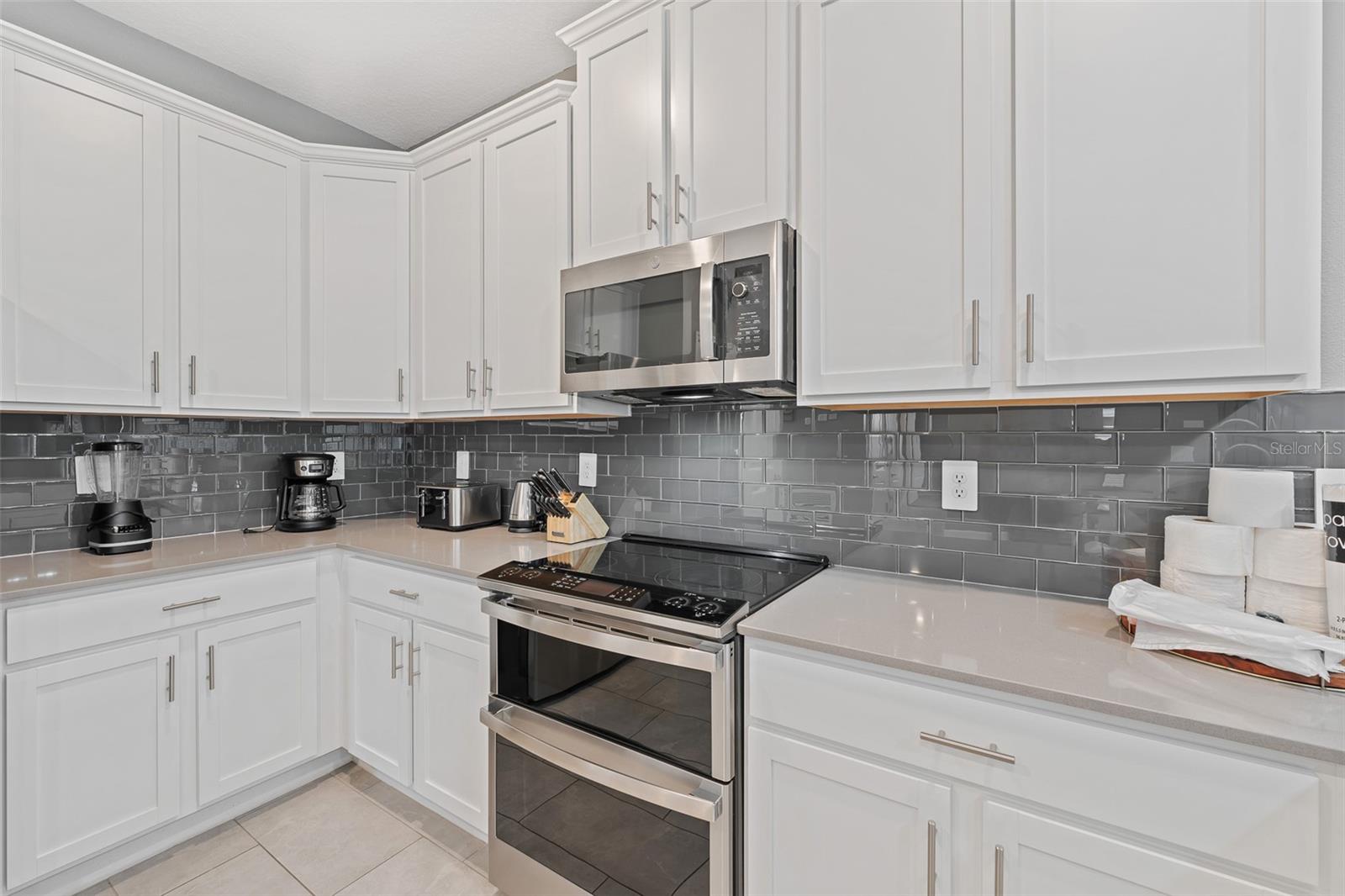 COVE AT STOREY LAKE 4 - Residential
