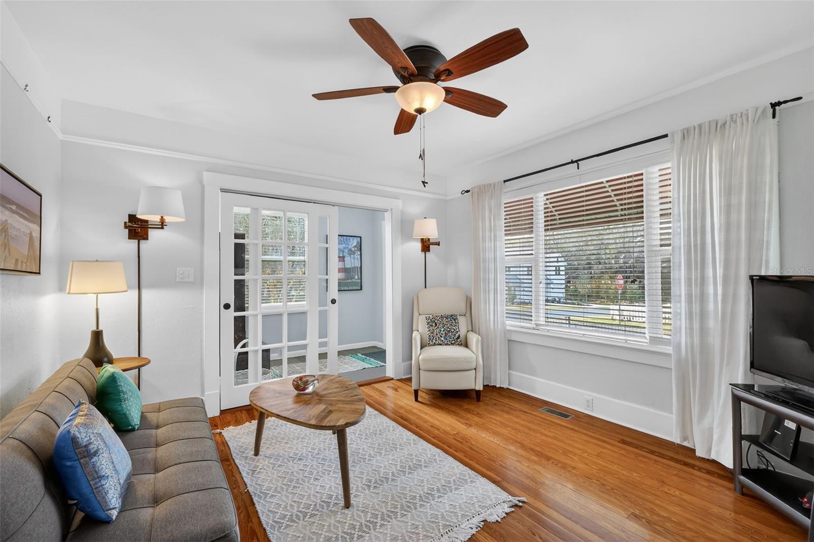 MOUNT DORA - Residential