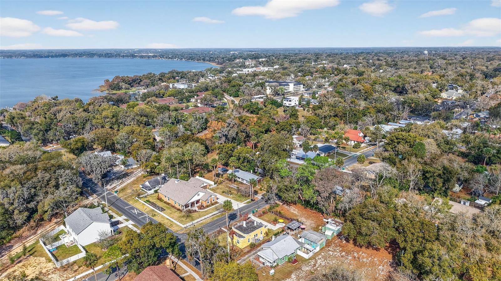 MOUNT DORA - Residential