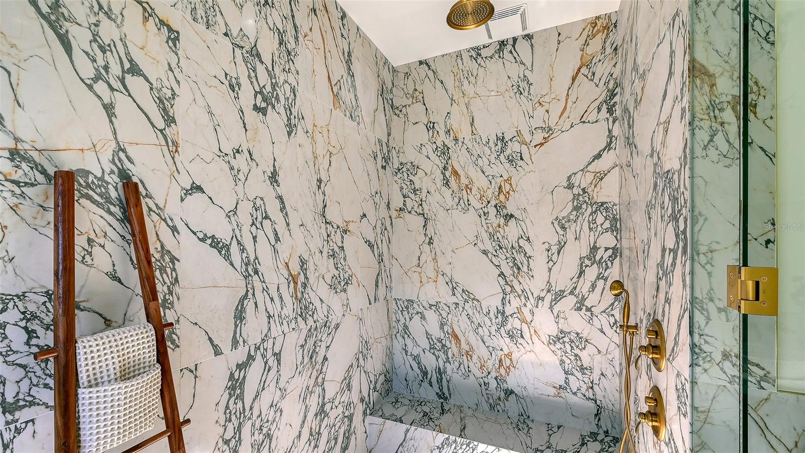 LAKEWOOD RANCH COUNTRY CLUB VILLAGE EE 2A-2E - Residential